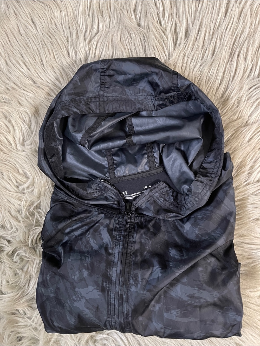 Under Armour Men's Black Camo Hooded Windbreaker